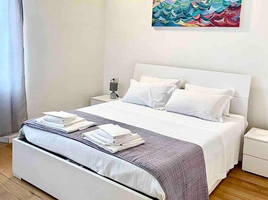 Isola - Garibaldi Lovely Apt. With Netflix And Wifi Mailand Exterior foto