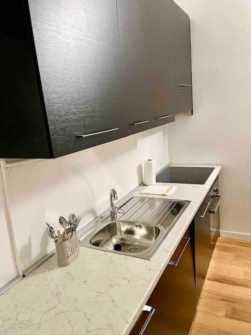 Isola - Garibaldi Lovely Apt. With Netflix And Wifi Mailand Exterior foto