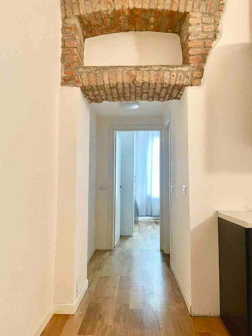 Isola - Garibaldi Lovely Apt. With Netflix And Wifi Mailand Exterior foto